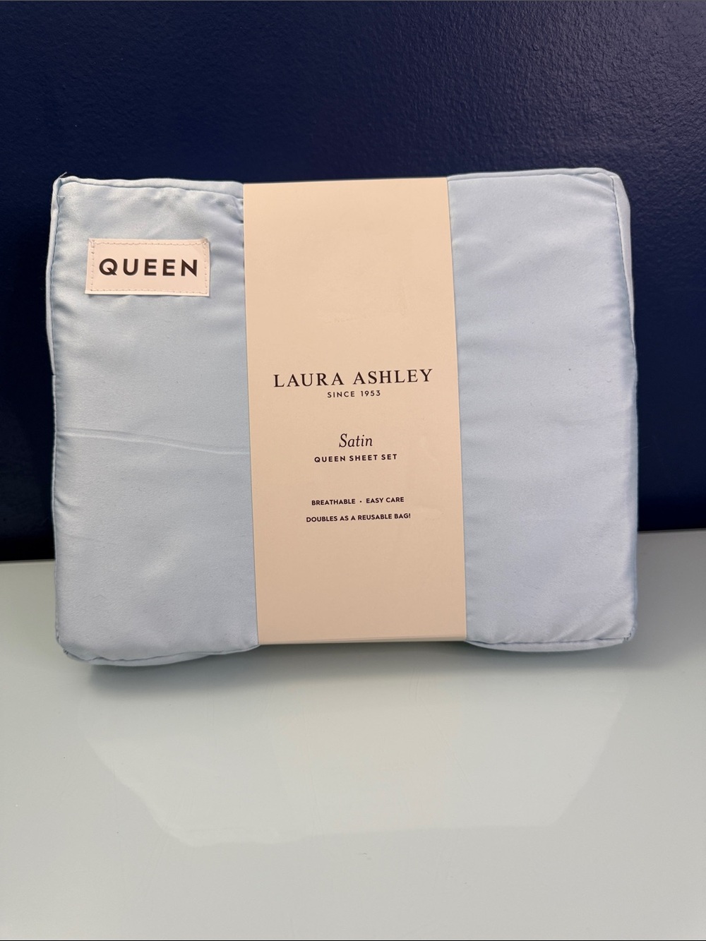 NWT Laura Ashley Satin Queen Sized Sheet Set